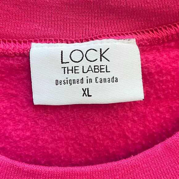 Girl Dinner Sweatshirt Crewneck Size XL Cozy Funny Trendy Gift - Picture 2 of 3